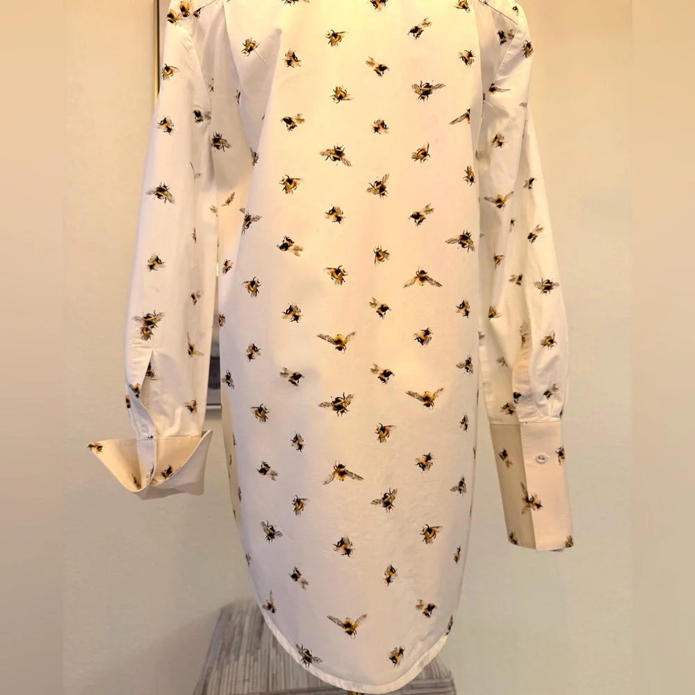 Victoria Beckham for Target Iconic Bee Print Blouse Structured Designer Top - Picture 10 of 15